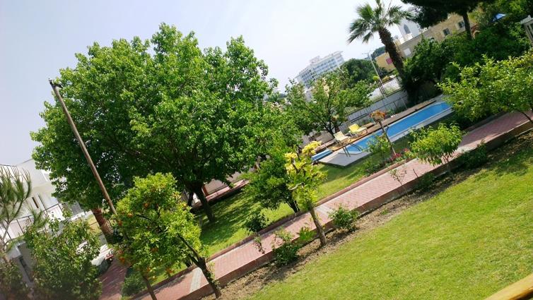 Mursel Garden Hotel Кушадасы Экстерьер фото